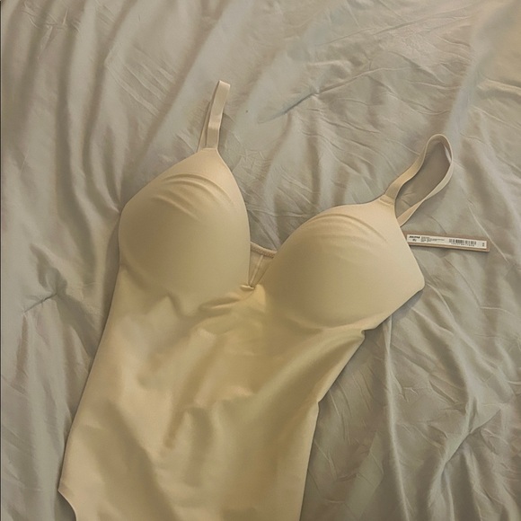 SKIMS Body Super Push-Up Thong Bodysuit NWT - Picture 4 of 12